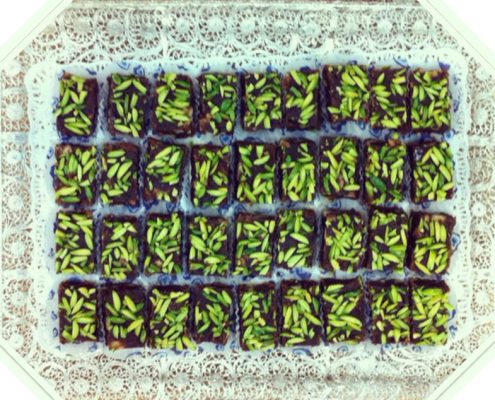حلوای خرما و گردو