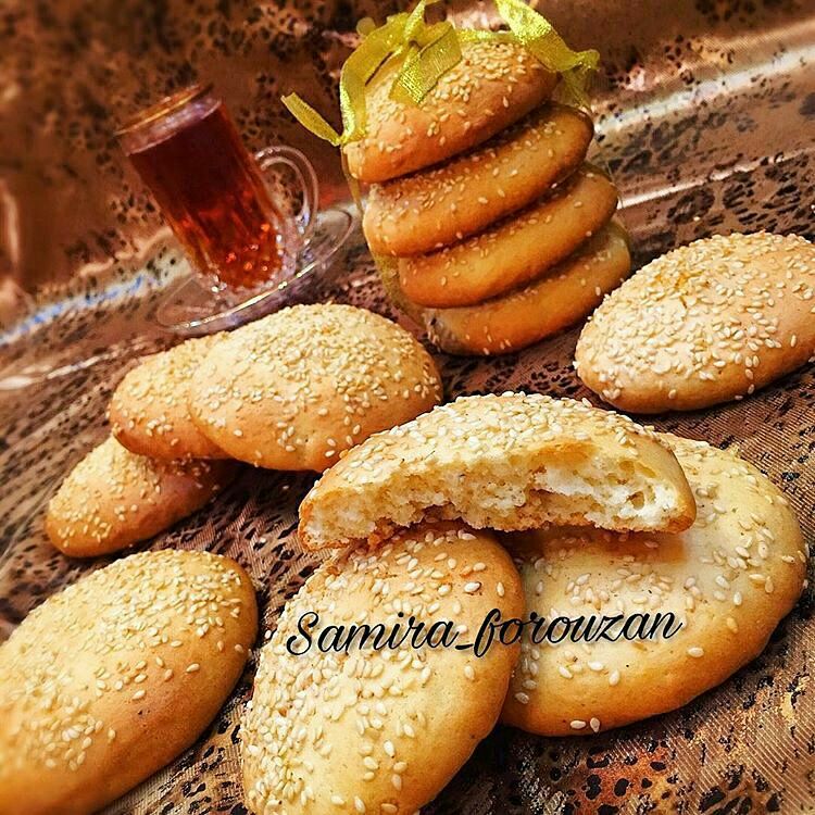 کلوچه کنجدی نرم و خوشمزه خانگی